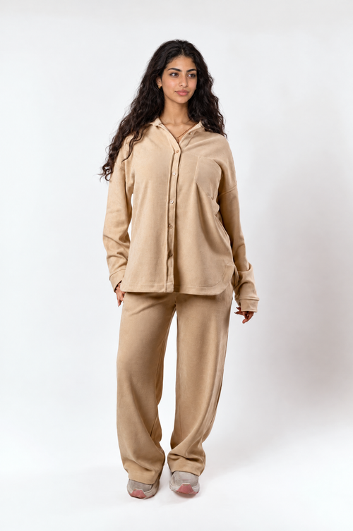 Olimme ribbed set in beige – full look
