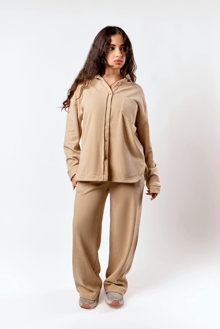 Olimme ribbed velvet set in beige – full look